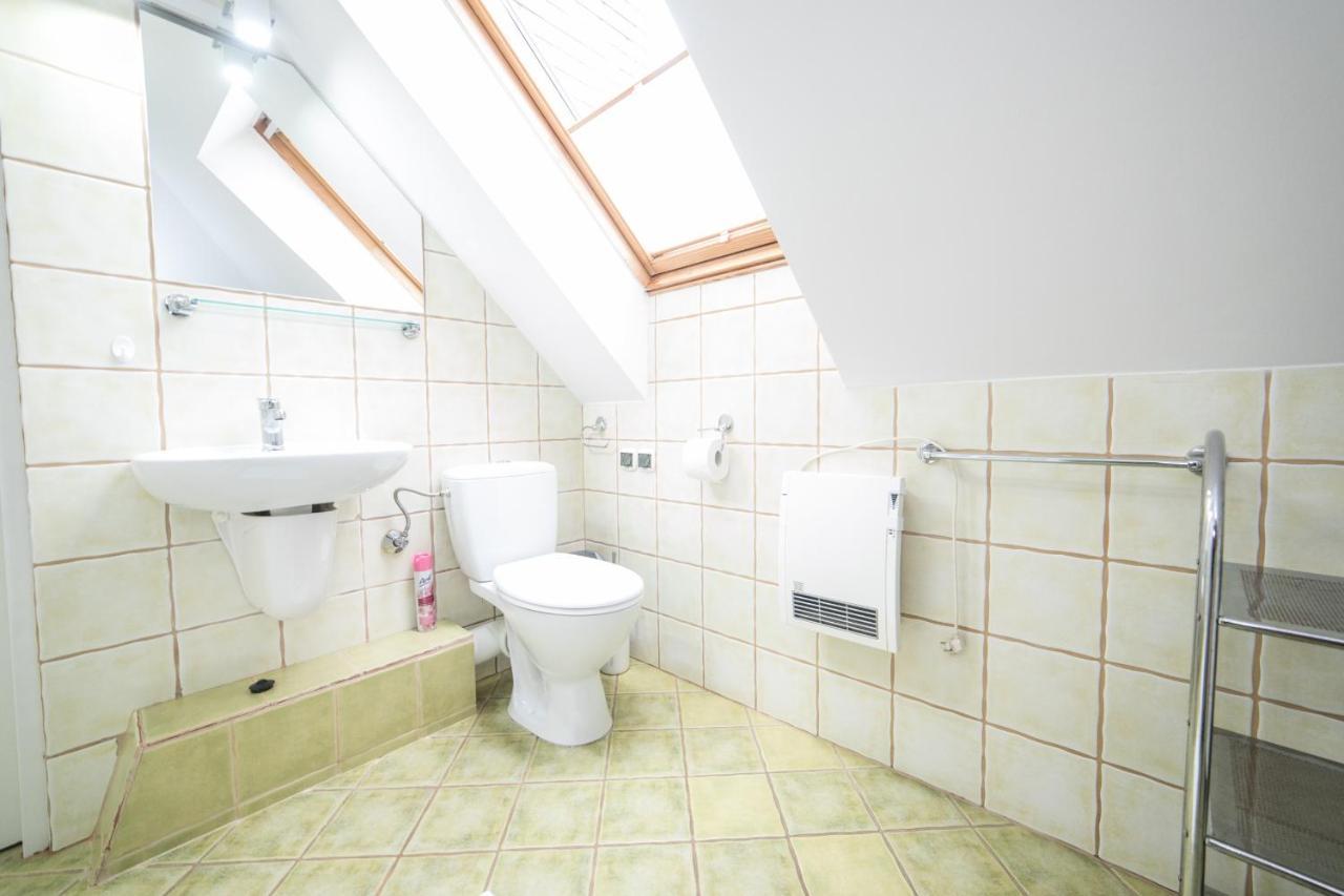 Apartament Przy Deptaku Z Miejscem Parkingowym Поляниця-Здруй Екстер'єр фото